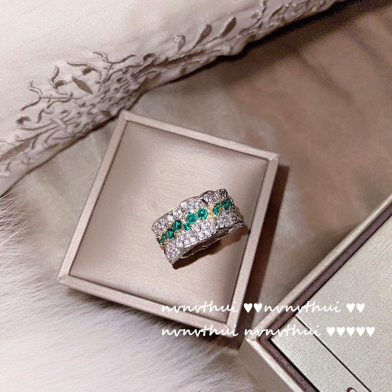 Crisp and shining irregular wide band zirconia ring with full diamond lace edge, rhodium-plated 18K white gold women's ring