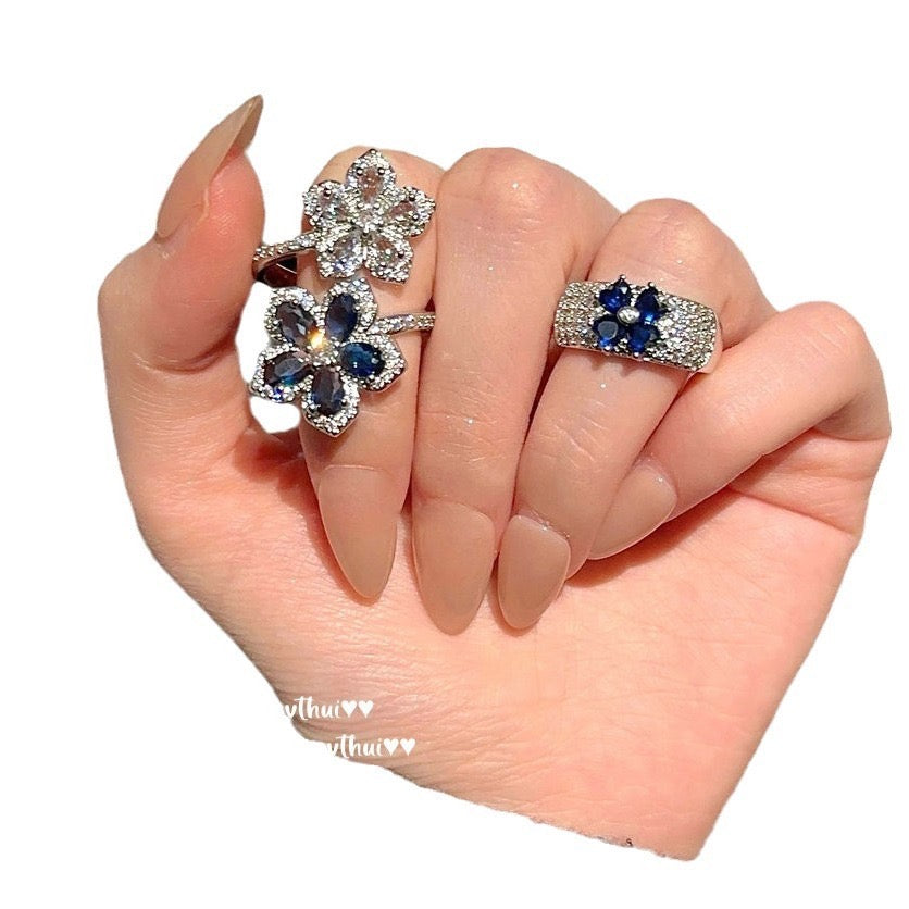Sri Lanka Blue Light Flower Gemstone Ring - Sotheby's - 18K gold plated - Royal Blue Flower Zircon Ring
