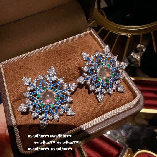 456k Moonstone Snowflake Navy Blue Stud Earrings