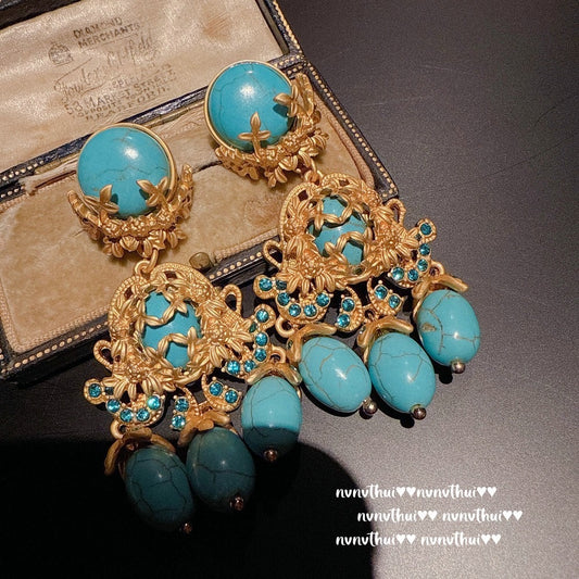 Italian vintage relief petal greenstone teardrop earrings, Sotheby's, royal teardrop bluestone earrings