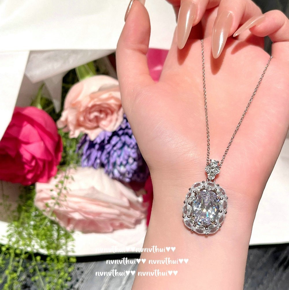Dazzling egg-shaped gemstone necklace, wealthy young lady, 18K gold plated, crown ring
