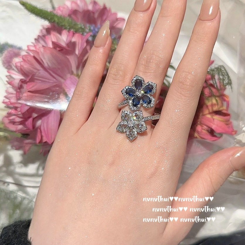 Sri Lanka Blue Light Flower Gemstone Ring - Sotheby's - 18K gold plated - Royal Blue Flower Zircon Ring